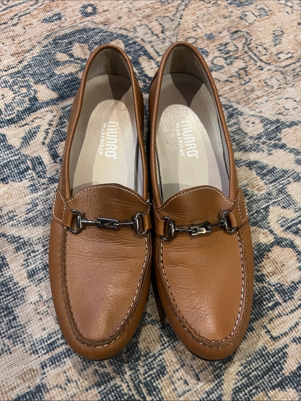 Munro Women's Tan Leather Bit-Detail Loafers size 10 N